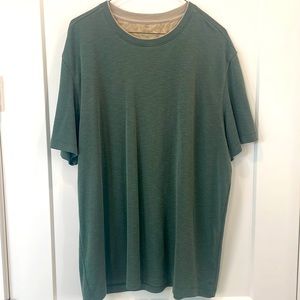 Green Short Sleeve Shirt‎